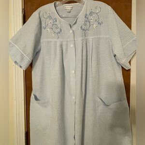 Miss Elaine seersucker house coat. Very pretty blue.